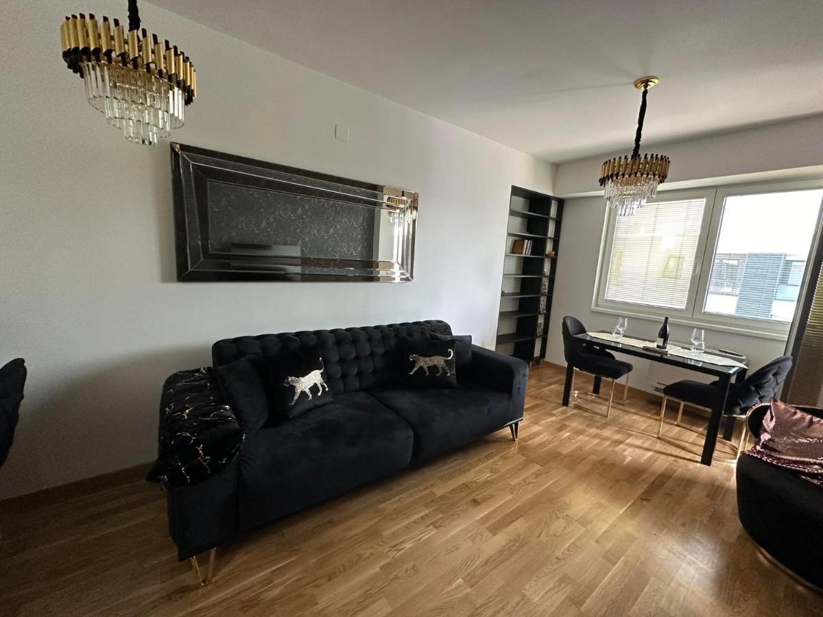 דירות סקופיה Royal Casa מראה חיצוני תמונה